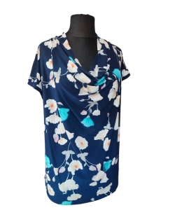 Bluzka z lejącym dekoltem typu woda - białe i turkusowe dzwonki